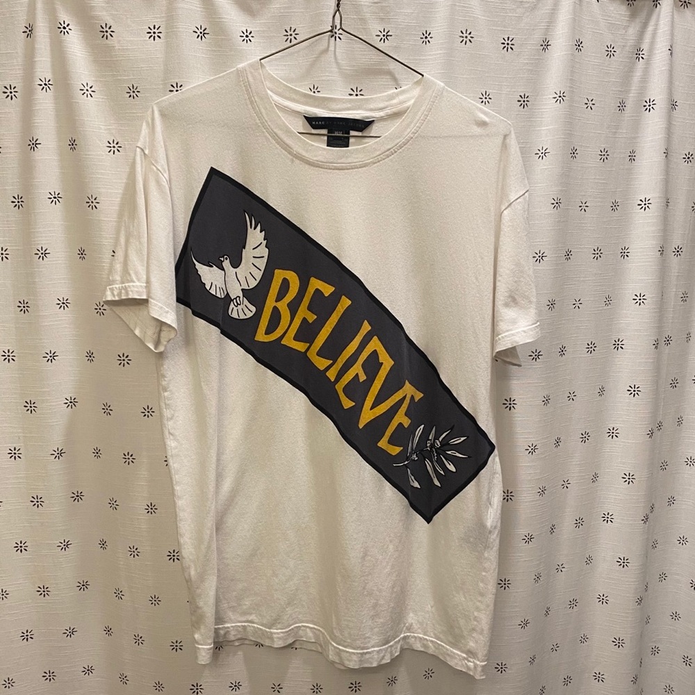 Marc Jacob’s “Believe” Graphic Tee